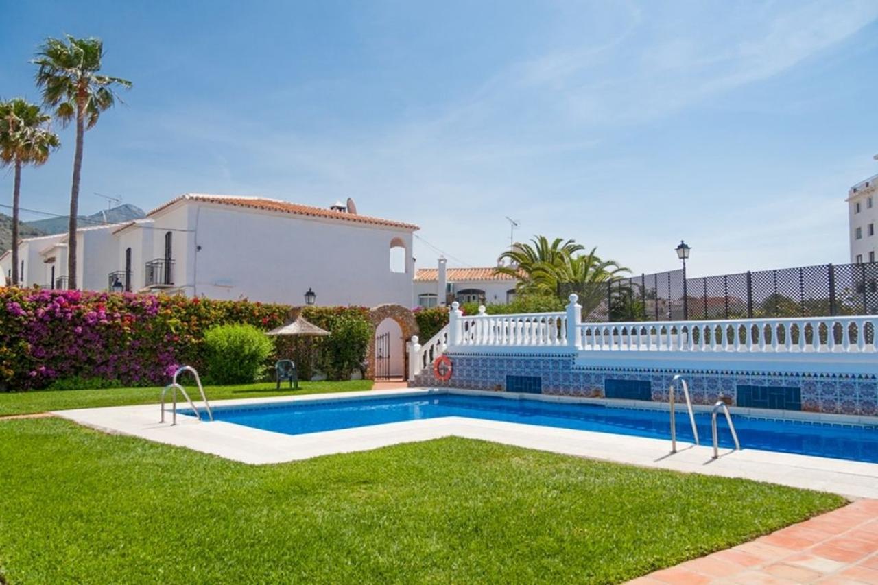 Apartment Verano Azul Nerja Zimmer foto